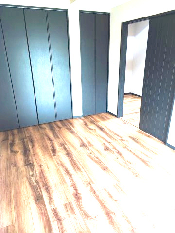 東松山市上野本　未入居住宅（平屋建て）太陽光システム搭載の洋室