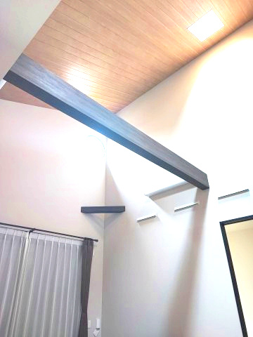 東松山市上野本　未入居住宅（平屋建て）太陽光システム搭載の居間・リビング