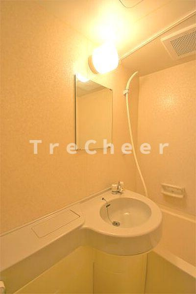 オークビルの洗面所