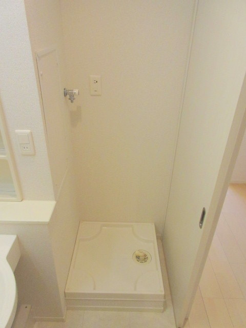 リッツ大倉山の設備|脱衣所に洗濯機置き場があるので便利です