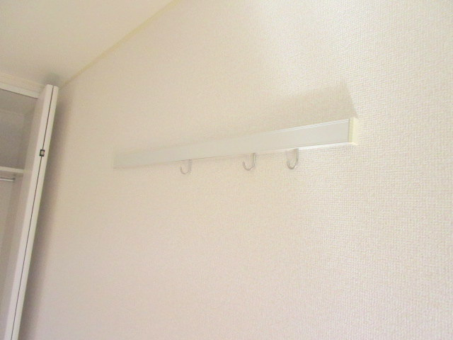 リッツ大倉山の設備|白い壁で清潔感のある室内