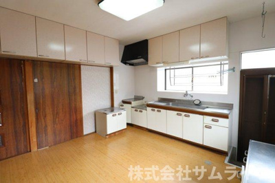 【居間・リビング】 | 鹿毛馬貸家