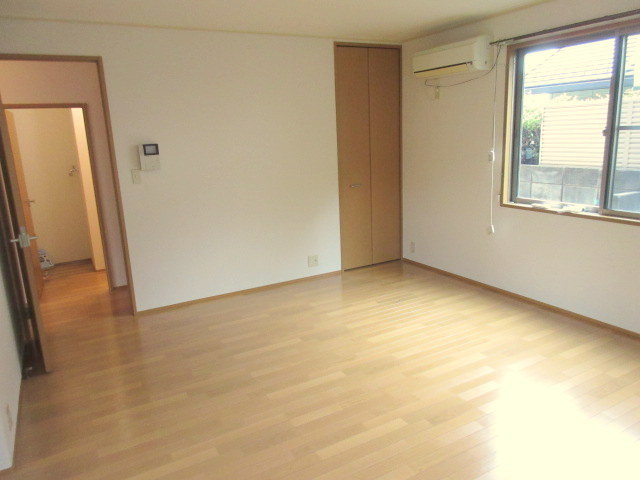 リベールの洋室