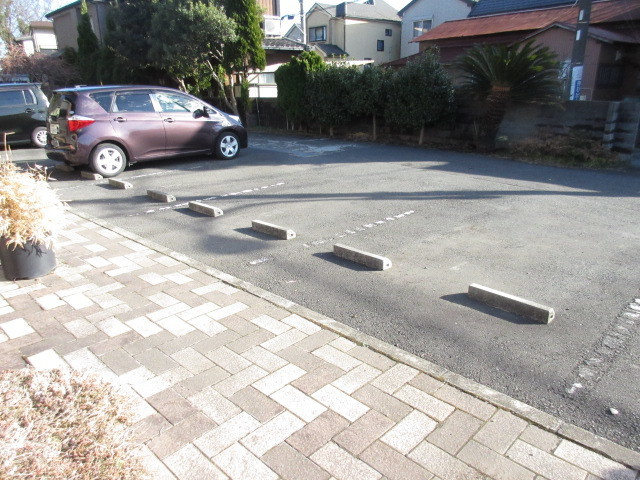 リベールの駐車場|駐車場　別途費用あり