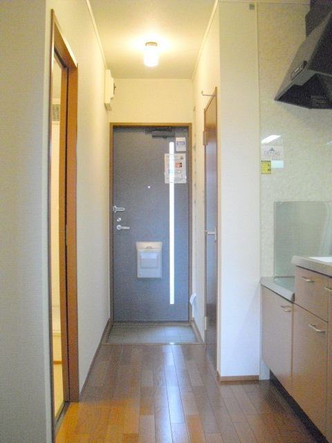 フラッツのキッチン|ガス2口コンロ設置可能です