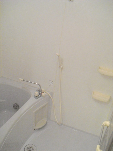 フラッツの浴室|1日の疲れをリフレッシュ