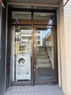 【エントランス】 | イトウヤビル