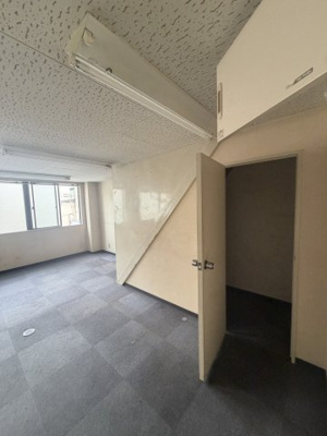 【エントランス】 | イトウヤビル