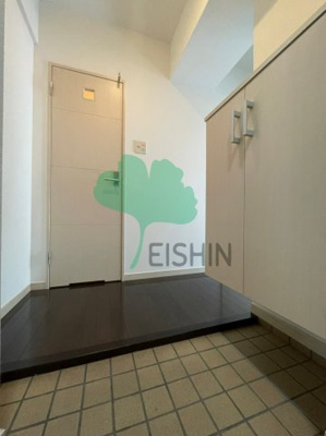 【玄関】 | GRANDEUR住吉1番館(グランデュール住吉1番館) | 下駄箱もしっかりついてます！