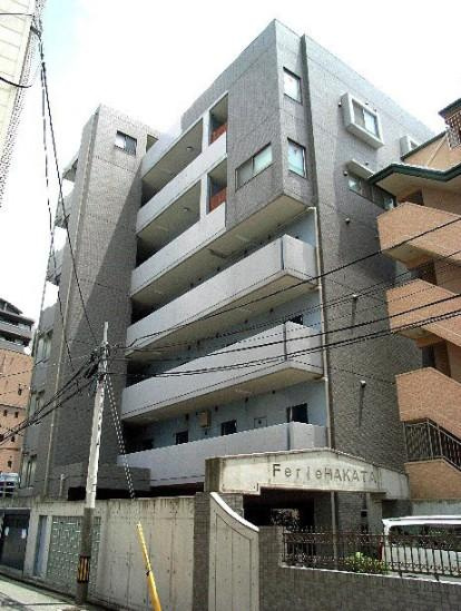 フェリエ博多の外観