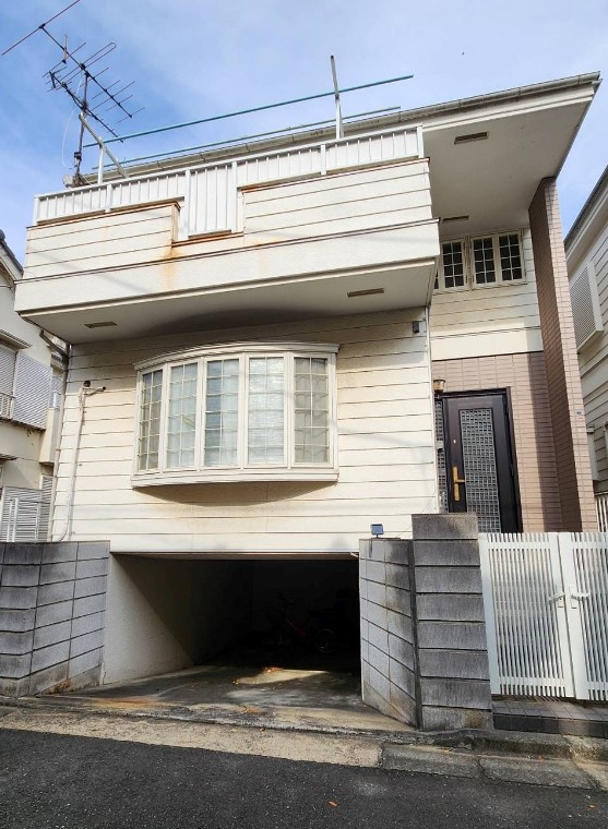 東寺尾戸建の外観