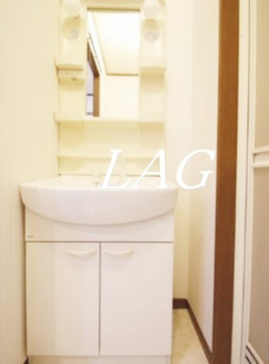 【洗面所】 | アムール ハルディーン ディ パライソ | 洗面台です。