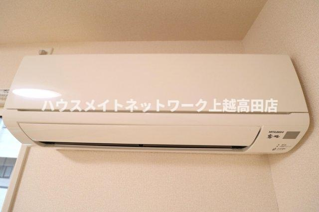 アネシス寺町の設備|エアコン（参考同型201号室室内写真）