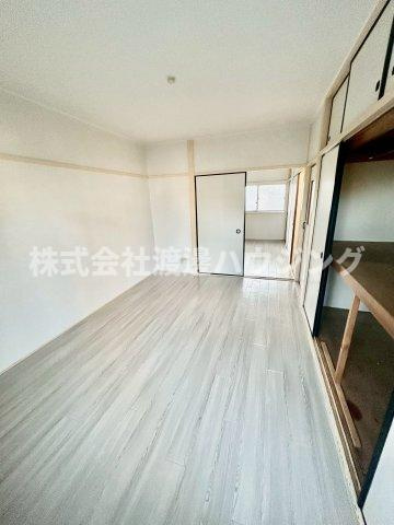 西立花町テラスハウスの内装