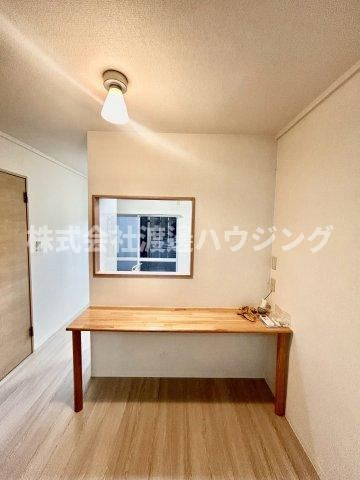 西立花町テラスハウスの内装