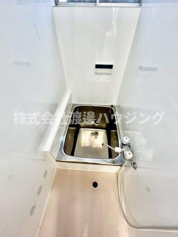 西立花町テラスハウスの浴室