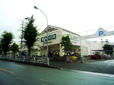 ジャパンミート卸売市場 東浦和店まで700ｍ