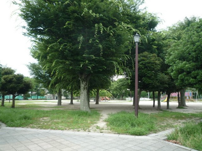 柳崎公園まで55ｍ