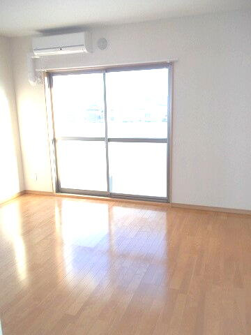 グランコートの居間・リビング