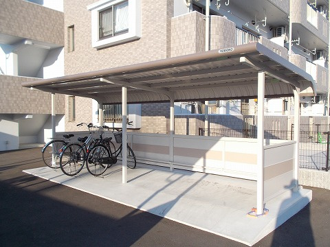 グランコートの外観|駐輪場