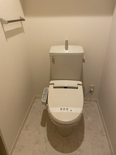 パーシモンのトイレ