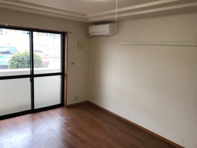 【内装】 | サラージュ | 室内