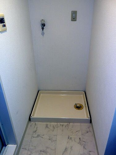 ライオンズマンション千葉グランドタワーの設備|室内洗濯機置き場　※2025年9月撮影