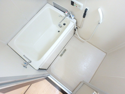 浴室　追い焚き機能あり