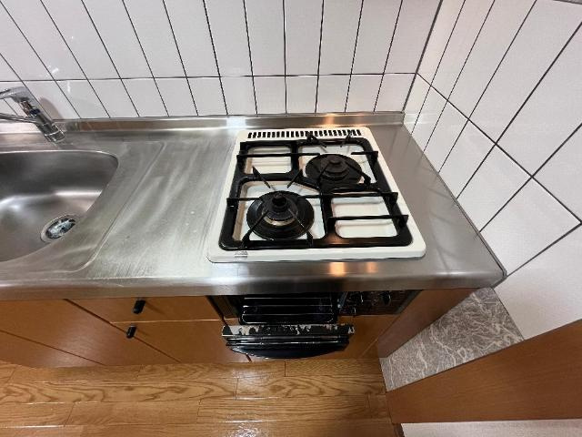 エクセレンス小森野のキッチン|2口コンロ（グリル付）