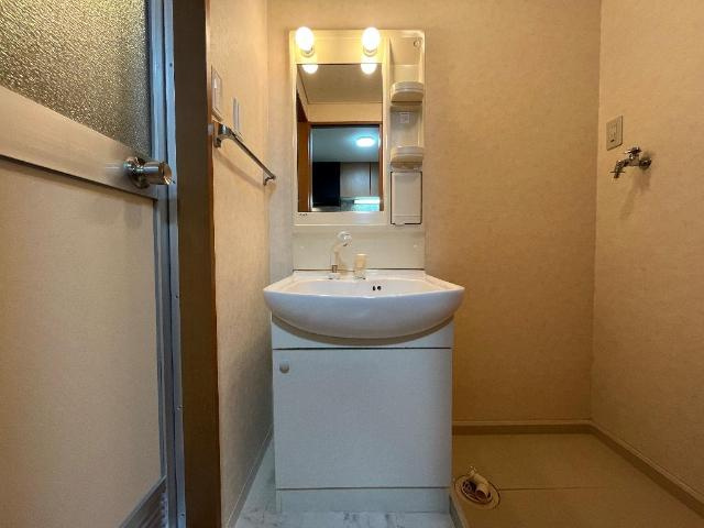 エクセレンス小森野の洗面所|洗髪洗面化粧台