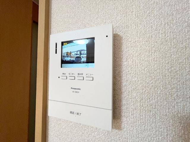サンテラスの内装|カメラ付インターホン