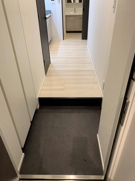 フェリシア日本橋人形町の玄関