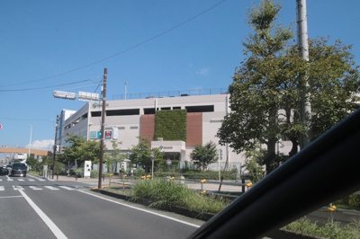 BRANCH茅ヶ崎2まで700ｍ