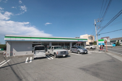 ファミリーマート 湘南松尾店まで270ｍ