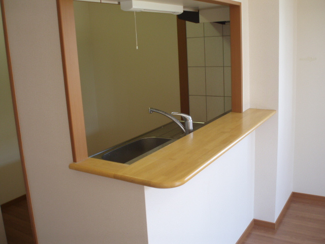 グリーンパークＣ棟のキッチン|カウンターキッチン