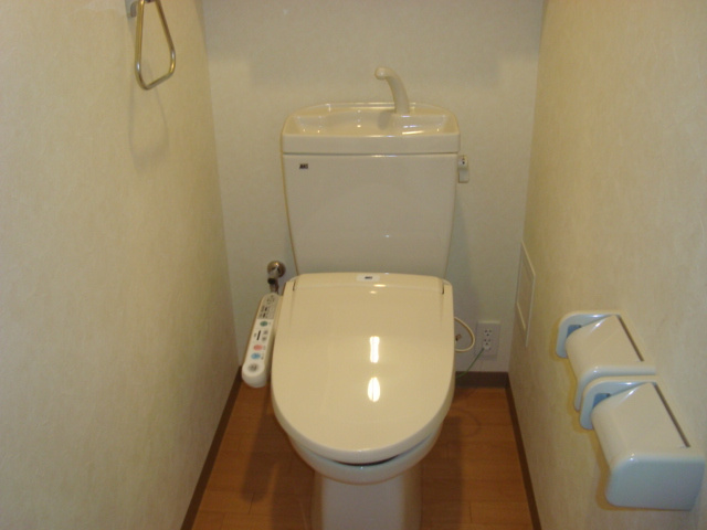 葵のトイレ|シャワー付トイレ