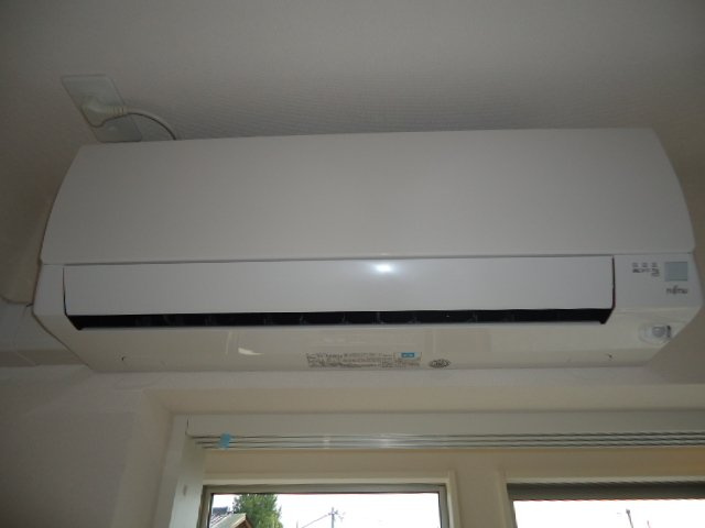 グレーシアの設備|エアコン(2台)