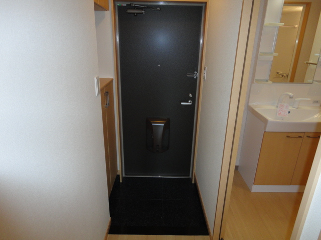 グランドアビタシオンの玄関|玄関