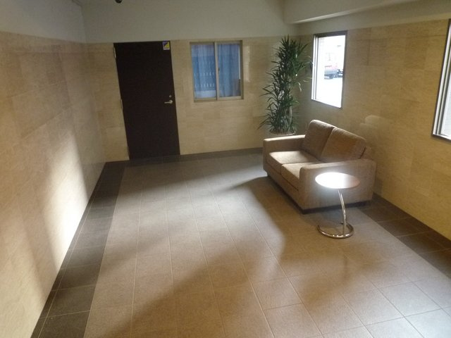 フレア・Ｆのエントランス