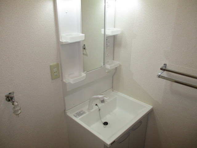 パイン法隆寺の洗面所