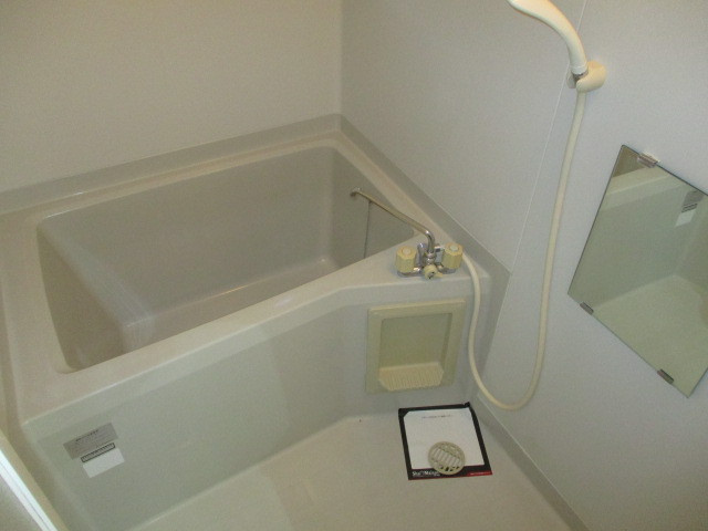 パイン法隆寺の浴室