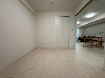 【洋室】 | 越谷北ローヤルコーポ | ●洋室5.1帖●