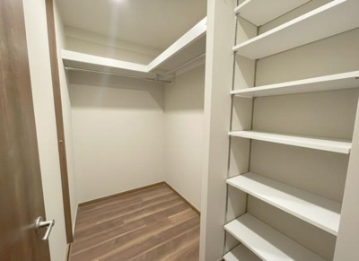 【収納】 | なかもずオールズ・ウィズコート | 洋服がたくさんあっても大丈夫です！
すっきり片付けられます♪