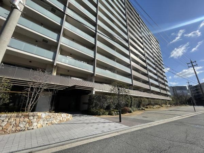 【その他】 | なかもずオールズ・ウィズコート | 当物件については居住中の為、見学日程を別途営業担当よりお電話で調整させて頂くことがございます。
予めご了承くださいませ。