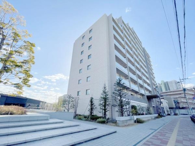 【外観】 | なかもずオールズ・ウィズコート | 南海高野線「白鷺」駅が徒歩4分。通勤にも外出にもアクセス良好。家族でおでかけすることも増えそうですね♪