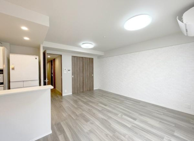 【居間・リビング】 | なかもずオールズ・ウィズコート | 家族の一体感を感じられるDK！家族と過ごす時間を大切にする方にぴったりの住空間です♪