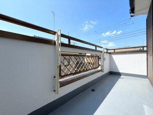 横浜市泉区和泉中央北１丁目の中古一戸建のバルコニー
