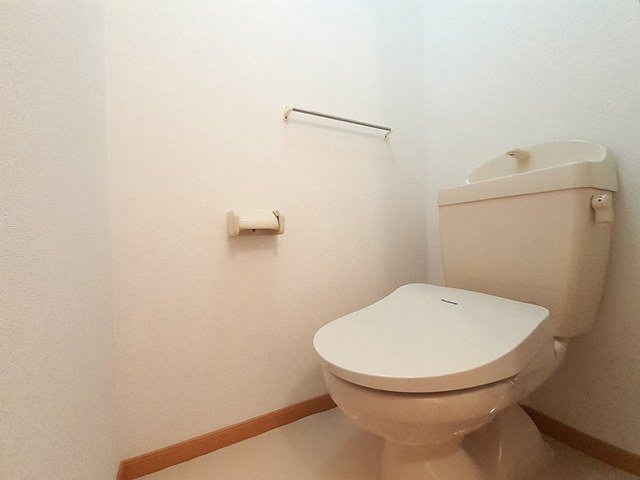 ベルモアＧＩＮＺＡのトイレ|コンパクトで使いやすいトイレです