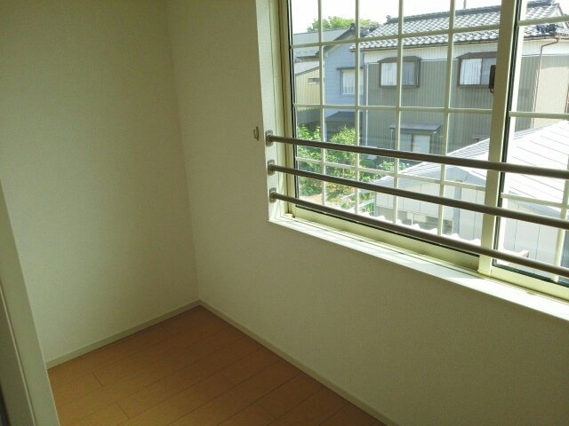 フォルス・ラーマ５のその他