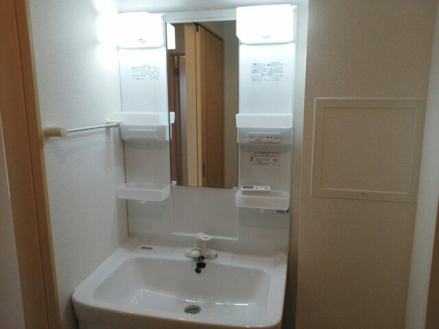 フォルス・ラーマ５の洗面所|コンパクトで使いやすい洗面所